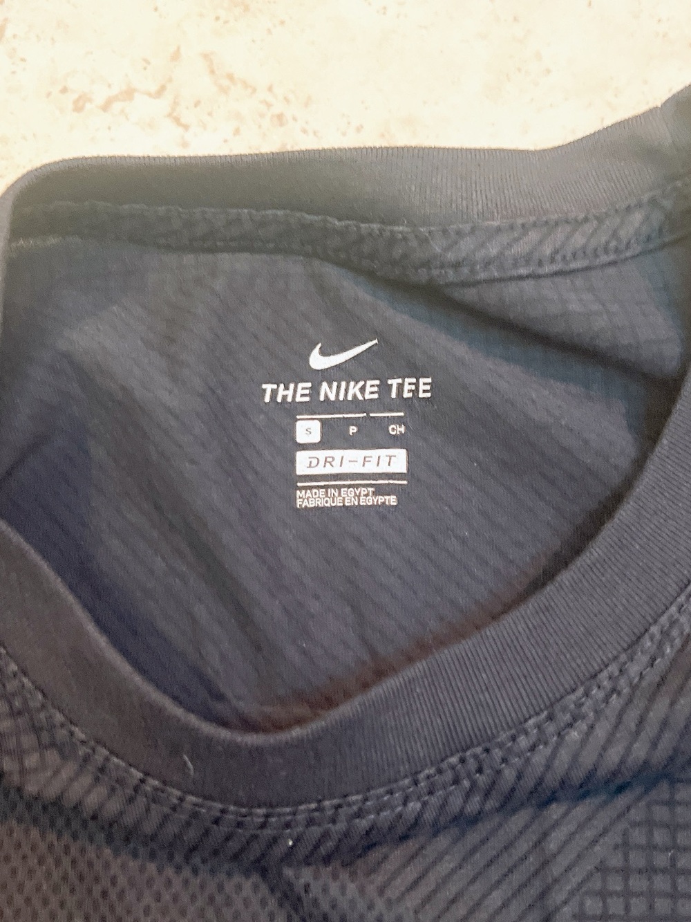 Free- Nike crop top - Picture 2 of 2